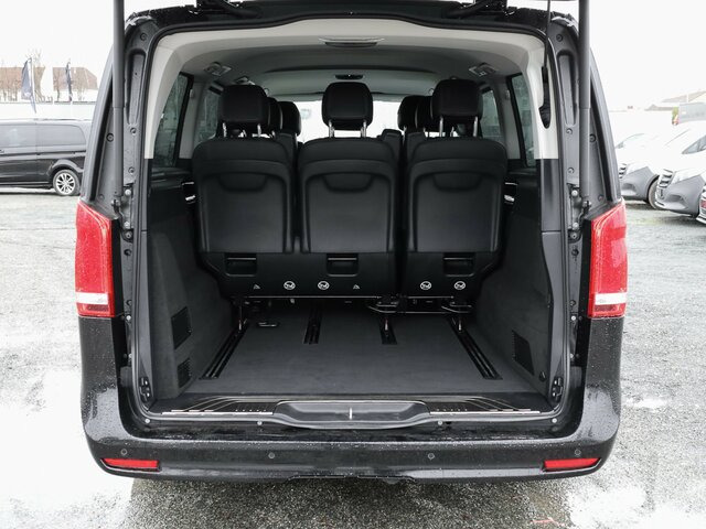 MERCEDES-BENZ V 300 Avantgarde Extralang,Allrad,2Schiebetüren... - Transport de personnes: photos 2 MERCEDES-BENZ V 300 Avantgarde Extralang,Allrad,2Schiebetüren... - Transport de personnes: photos 2