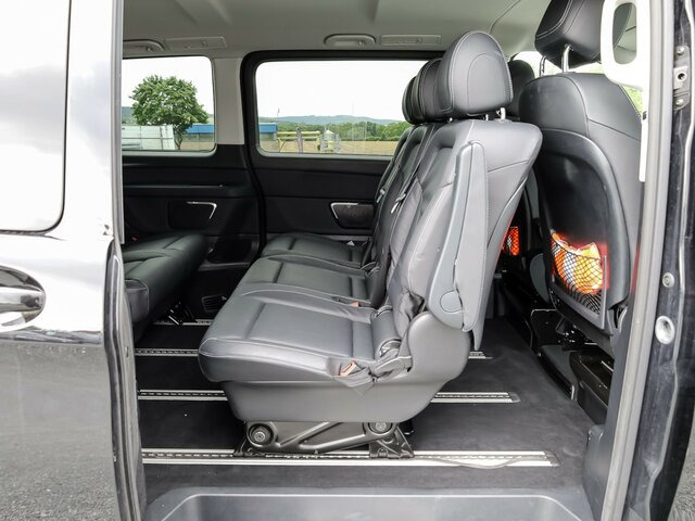 MERCEDES-BENZ V 300 Edition Extralang,2xSchiebetür el.,8Sitzer... - Transport de personnes: photos 5 MERCEDES-BENZ V 300 Edition Extralang,2xSchiebetür el.,8Sitzer... - Transport de personnes: photos 5