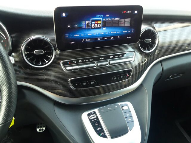 MERCEDES-BENZ V 300 Edition Extralang,2xSchiebetür el.,8Sitzer... - Transport de personnes: photos 5 MERCEDES-BENZ V 300 Edition Extralang,2xSchiebetür el.,8Sitzer... - Transport de personnes: photos 5