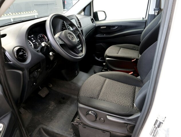 MERCEDES-BENZ Vito 114 TourerPro,Extralang,8Sitzer,Automatik... - Transport de personnes: photos 2 MERCEDES-BENZ Vito 114 TourerPro,Extralang,8Sitzer,Automatik... - Transport de personnes: photos 2