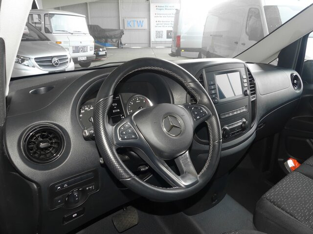 MERCEDES-BENZ Vito 116CDI lang,TourerPro,2Klima,9Sitze,Kamera - Minibus, Transport de personnes: photos 4 MERCEDES-BENZ Vito 116CDI lang,TourerPro,2Klima,9Sitze,Kamera - Minibus, Transport de personnes: photos 4