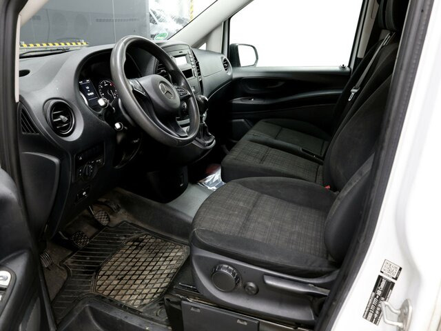 MERCEDES-BENZ Vito114CDI KA lang ,Klima,Sortimo Regal,AHK - Fourgonnette: photos 2 MERCEDES-BENZ Vito114CDI KA lang ,Klima,Sortimo Regal,AHK - Fourgonnette: photos 2