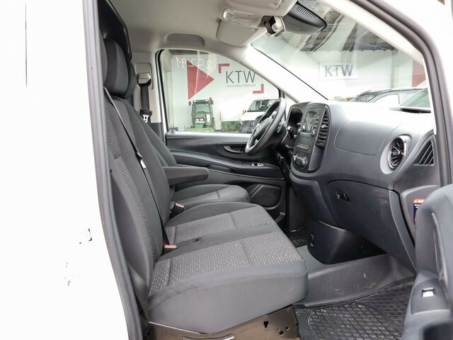 MERCEDES-BENZ eVito 111 KA,lang,Klima,Navi,Kamera,Sitzheizung... - Fourgonnette, Utilitaire électrique: photos 3 MERCEDES-BENZ eVito 111 KA,lang,Klima,Navi,Kamera,Sitzheizung... - Fourgonnette, Utilitaire électrique: photos 3