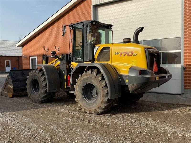 New Holland W170D - Chargeuse sur pneus: photos 3 New Holland W170D - Chargeuse sur pneus: photos 3