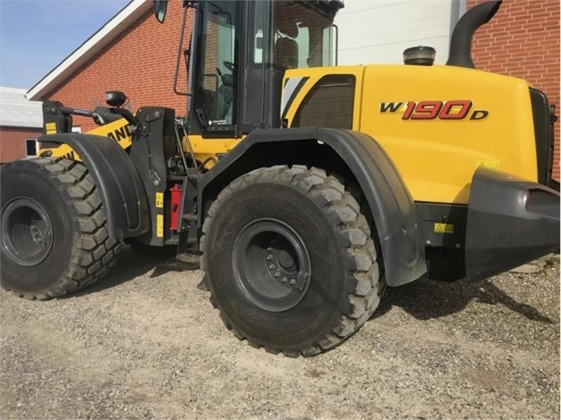 New Holland W190D - Chargeuse sur pneus: photos 1 New Holland W190D - Chargeuse sur pneus: photos 1