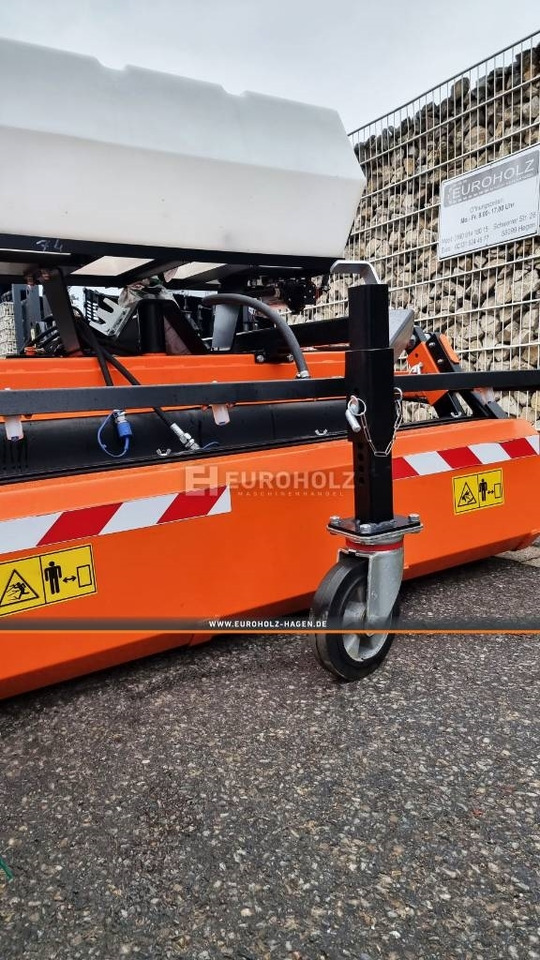 Brosse pour Véhicule de voirie/ Spécial neuf Kehrmaschine ZM 1400 für Radlader: photos 18
