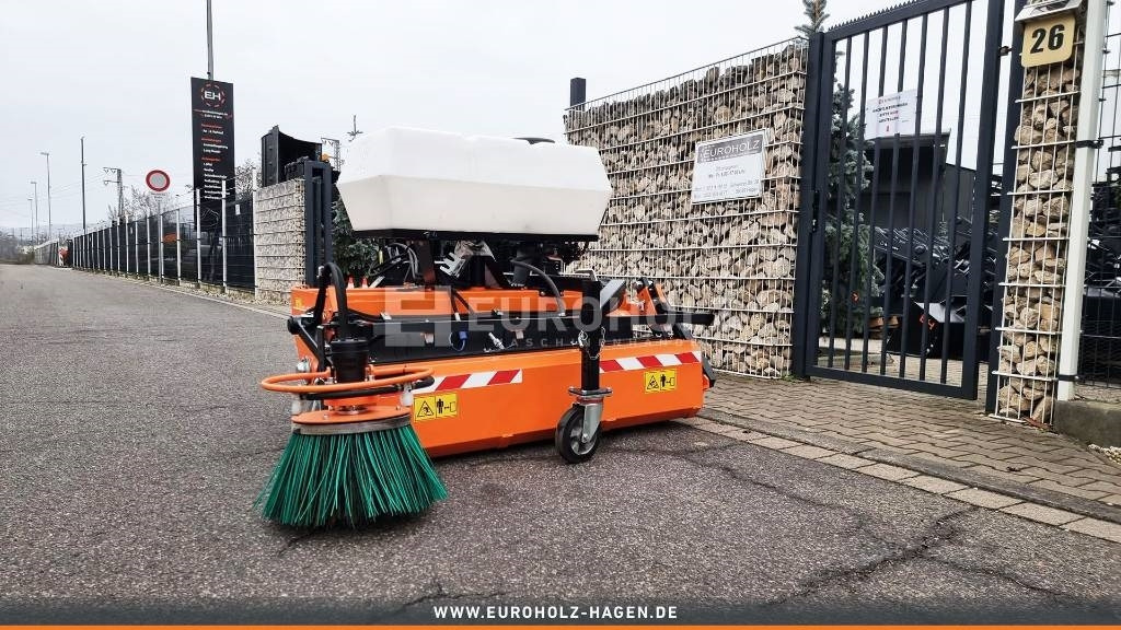 Kehrmaschine ZM 1400 für Radlader - Brosse pour Véhicule de voirie/ Spécial: photos 5 Kehrmaschine ZM 1400 für Radlader - Brosse pour Véhicule de voirie/ Spécial: photos 5