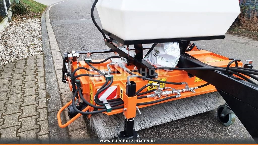 Brosse pour Véhicule de voirie/ Spécial neuf Kehrmaschine ZM 1400 für Radlader: photos 11