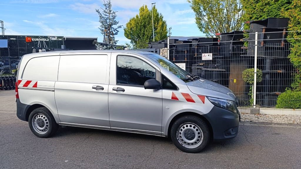 Fourgon grand volume Mercedes-Benz Vito 114 CDI Allrad-Werkstattschränke-Standheizung: photos 7