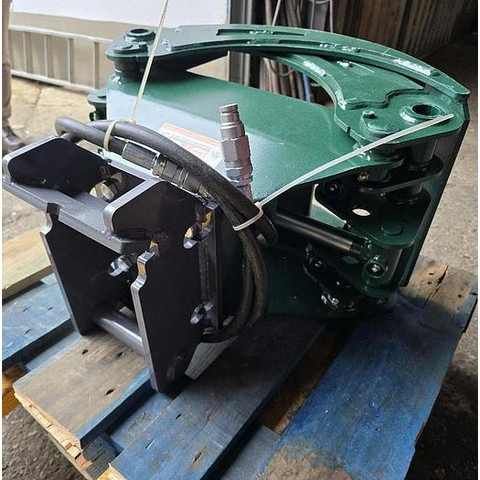 Big Holzzange / Holzgreifer LG800 mit Martin Schnellwechsleraufnahme - Matériel de récolte: photos 2 Big Holzzange / Holzgreifer LG800 mit Martin Schnellwechsleraufnahme - Matériel de récolte: photos 2