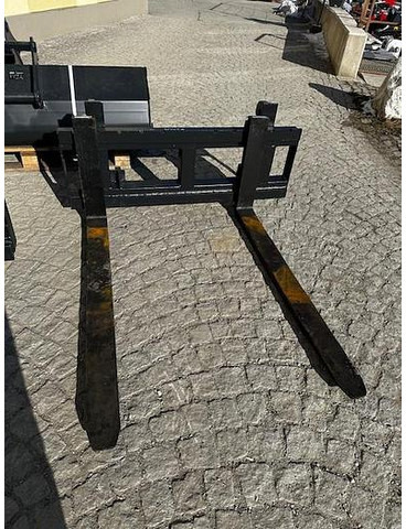 Big Palettengabel 120cm mit Liebherr 506 Aufnahme - Fourches pour Matériel de manutention: photos 2 Big Palettengabel 120cm mit Liebherr 506 Aufnahme - Fourches pour Matériel de manutention: photos 2