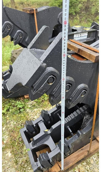 Mustang RH12 Abbruchpulverisierer - Cisaille de démolition: photos 5 Mustang RH12 Abbruchpulverisierer - Cisaille de démolition: photos 5