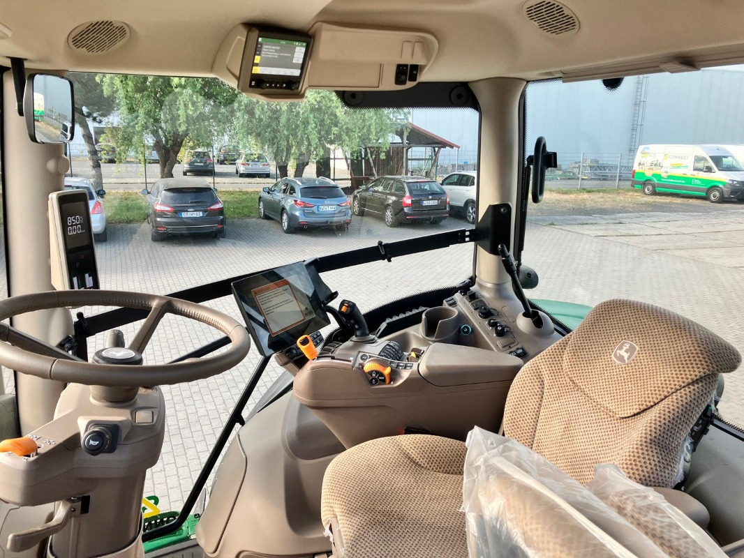 John Deere 6R 175 - Tracteur agricole: photos 5 John Deere 6R 175 - Tracteur agricole: photos 5