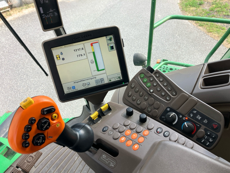 John Deere T670i mit Raupenlaufwerk - Moissonneuse-batteuse: photos 5 John Deere T670i mit Raupenlaufwerk - Moissonneuse-batteuse: photos 5