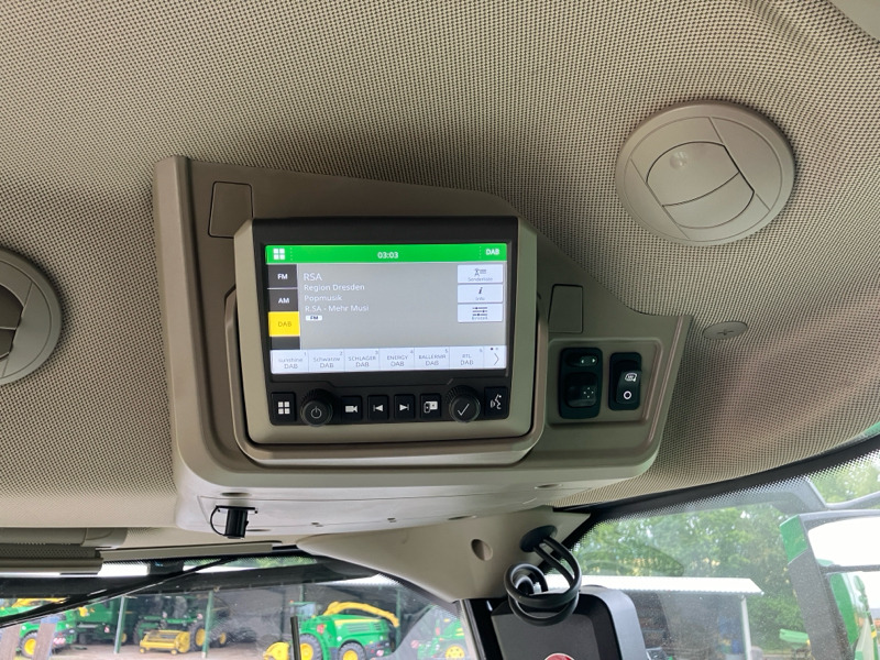John Deere X9 1100 - Moissonneuse-batteuse: photos 2 John Deere X9 1100 - Moissonneuse-batteuse: photos 2