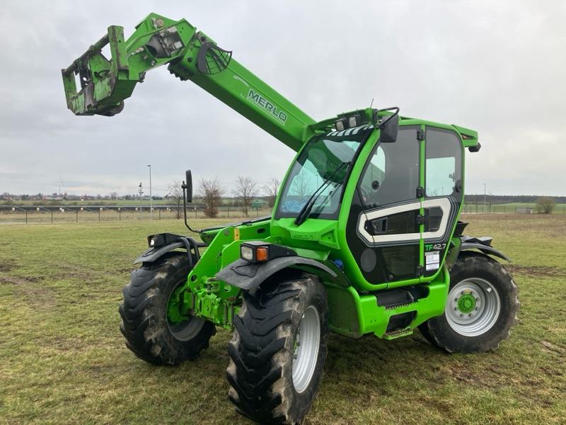 Merlo TF 42.7 - Chargeuse: photos 1 Merlo TF 42.7 - Chargeuse: photos 1