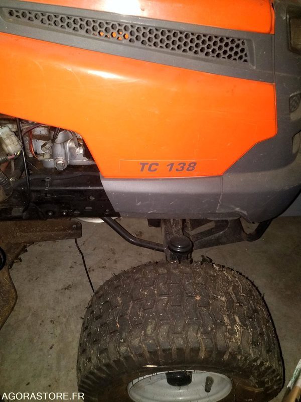 2 tondeuses autoportées - Motofaucheuse: photos 3 2 tondeuses autoportées - Motofaucheuse: photos 3