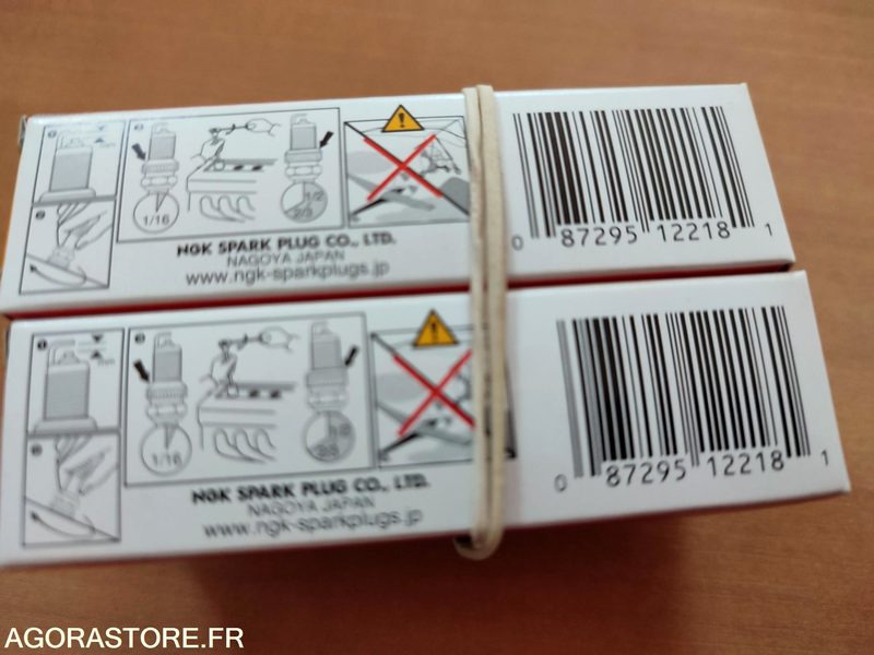 3 bougies de marque NGK pour matériel espaces verts - Matériel de jardinage: photos 3 3 bougies de marque NGK pour matériel espaces verts - Matériel de jardinage: photos 3