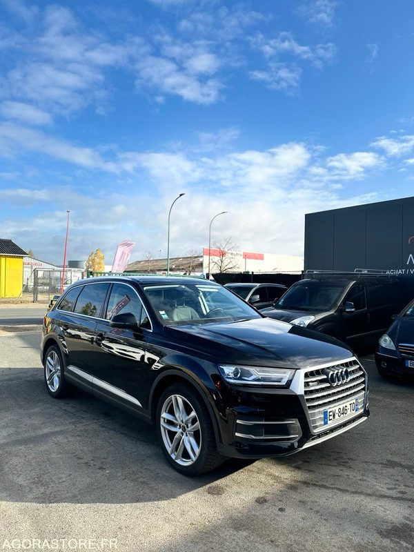 AUDI Q7 V6 5 places - 2018 - 170 000km - SUV: photos 3 AUDI Q7 V6 5 places - 2018 - 170 000km - SUV: photos 3
