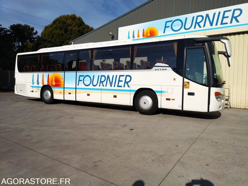 AUTOCAR SETRA 415 GT / 49 PLACES+WC / BVM / 1ERE MAIN / 556527 KM ORIGINE - Autocar: photos 4 AUTOCAR SETRA 415 GT / 49 PLACES+WC / BVM / 1ERE MAIN / 556527 KM ORIGINE - Autocar: photos 4