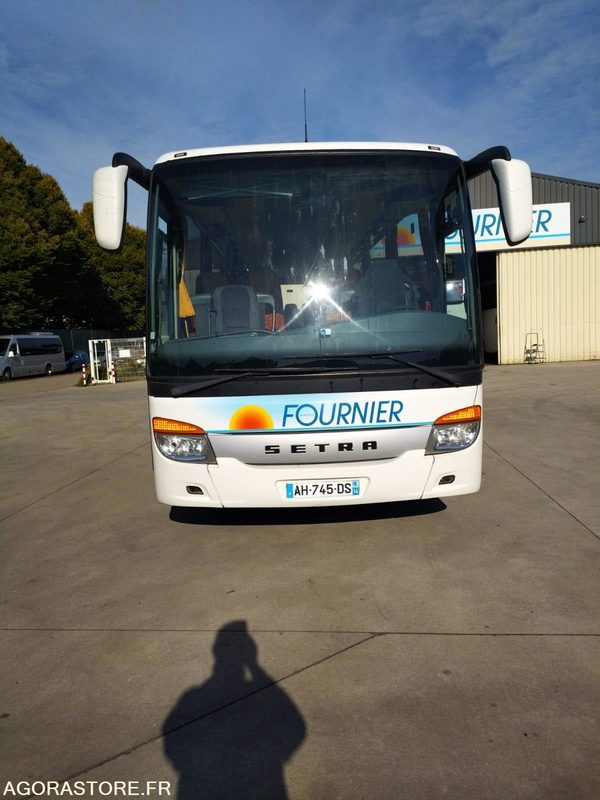 AUTOCAR SETRA 415 GT / 49 PLACES+WC / BVM / 1ERE MAIN / 556527 KM ORIGINE - Autocar: photos 1 AUTOCAR SETRA 415 GT / 49 PLACES+WC / BVM / 1ERE MAIN / 556527 KM ORIGINE - Autocar: photos 1