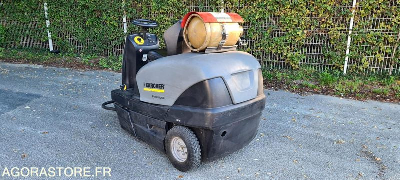 BALAYEUSE KARCHER - 2012 - 182 heures - Balayeuse de voirie: photos 4 BALAYEUSE KARCHER - 2012 - 182 heures - Balayeuse de voirie: photos 4
