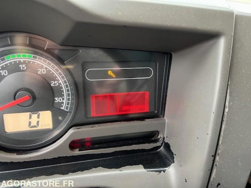 BENNE A ORDURES MENAGERES RENAULT - Benne à ordures ménagères: photos 5 BENNE A ORDURES MENAGERES RENAULT - Benne à ordures ménagères: photos 5