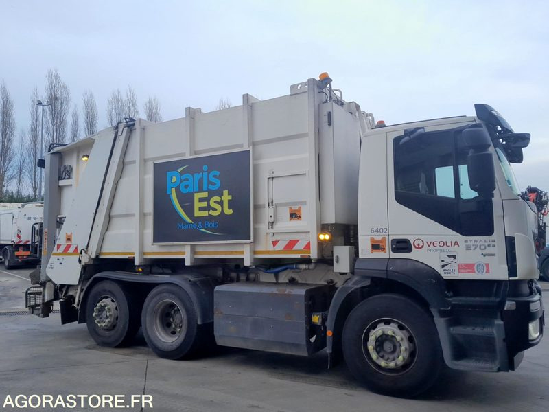 BOM 26T GNC IVECO - 2016 / 111802 KM (6402- VPIDF -66ICAM571X) - Benne à ordures ménagères: photos 3 BOM 26T GNC IVECO - 2016 / 111802 KM (6402- VPIDF -66ICAM571X) - Benne à ordures ménagères: photos 3