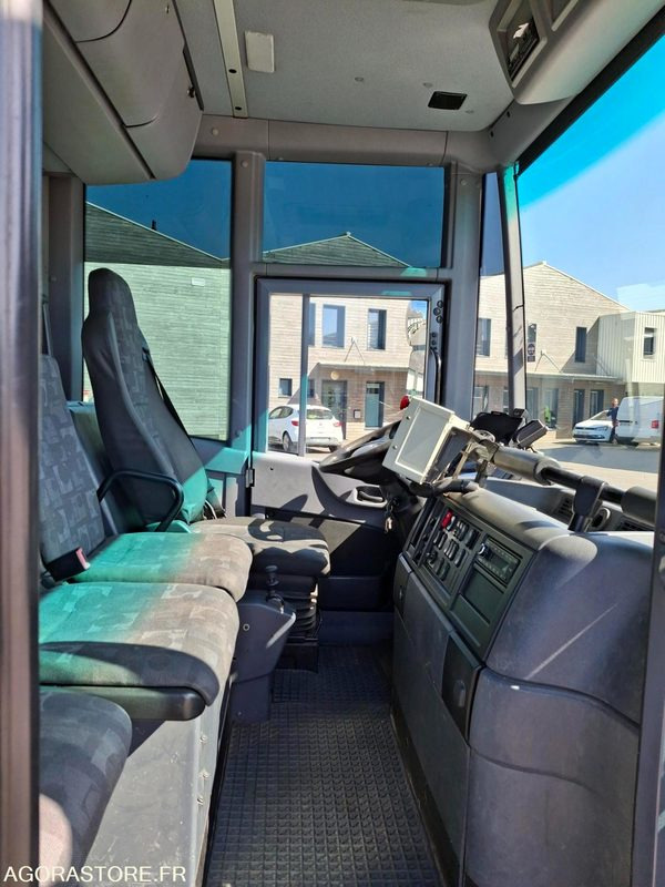 BOM Mercedes Econic 2013 240330 kms - CX-136-DD - Benne à ordures ménagères: photos 5 BOM Mercedes Econic 2013 240330 kms - CX-136-DD - Benne à ordures ménagères: photos 5