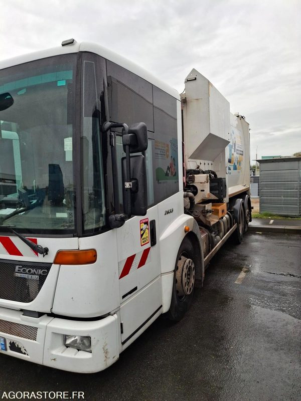 BOM Mercedes Econic 256043 kms 2013 - CW-017-YS - Benne à ordures ménagères: photos 5 BOM Mercedes Econic 256043 kms 2013 - CW-017-YS - Benne à ordures ménagères: photos 5