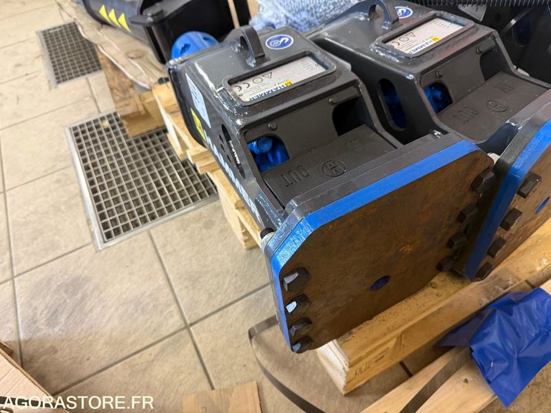 BRH HAMMER SB 150 Pelles de 1.5T - 3.8T NEUF - Marteau hydraulique: photos 2 BRH HAMMER SB 150 Pelles de 1.5T - 3.8T NEUF - Marteau hydraulique: photos 2
