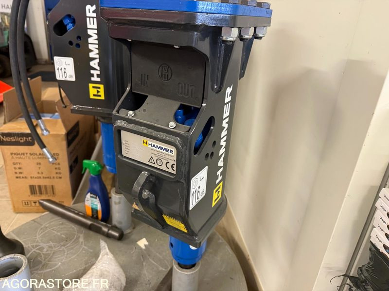 BRH HAMMER SB 70 Pelles de 500kg - 1.6T NEUF - Marteau hydraulique: photos 3 BRH HAMMER SB 70 Pelles de 500kg - 1.6T NEUF - Marteau hydraulique: photos 3