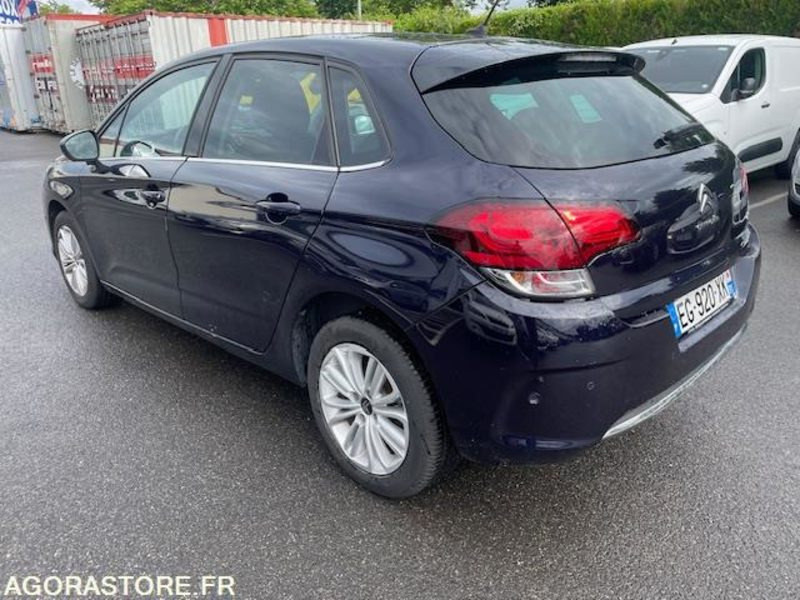 C4 MILLENIUM PT 110cv . 11/2016 . 124300 km - Voiture: photos 2 C4 MILLENIUM PT 110cv . 11/2016 . 124300 km - Voiture: photos 2