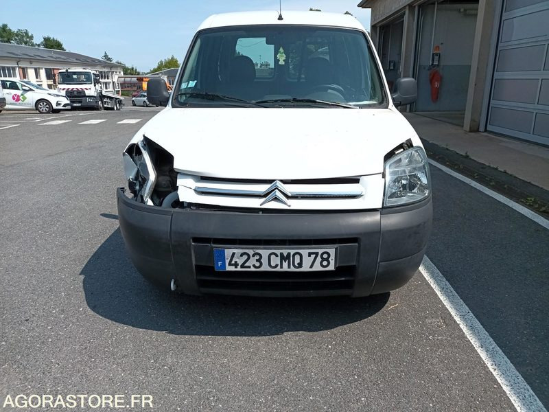 CITROEN Berlingo - 423 CMQ 78 - Fourgonnette: photos 3 CITROEN Berlingo - 423 CMQ 78 - Fourgonnette: photos 3