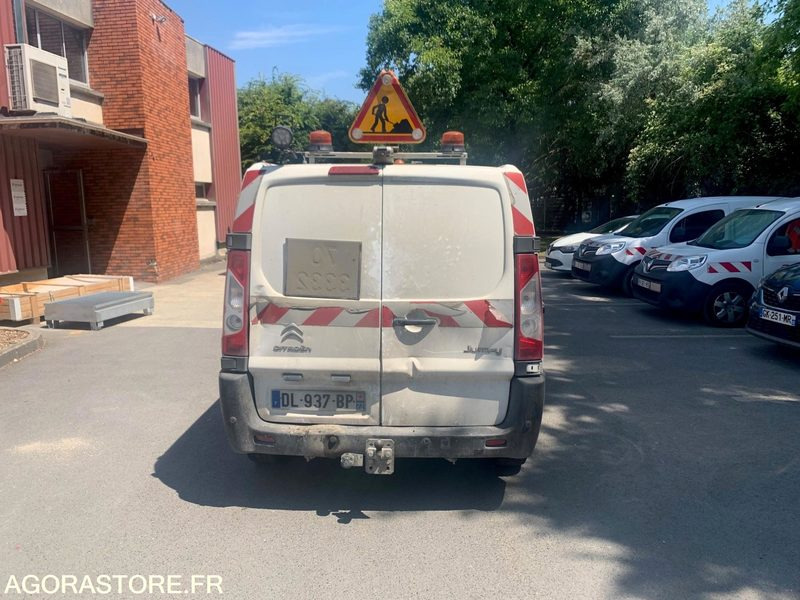 CITROEN JUMPY - 2014 / 264591 KM (DL-937-BP) (MVU217) - Fourgon utilitaire: photos 3 CITROEN JUMPY - 2014 / 264591 KM (DL-937-BP) (MVU217) - Fourgon utilitaire: photos 3