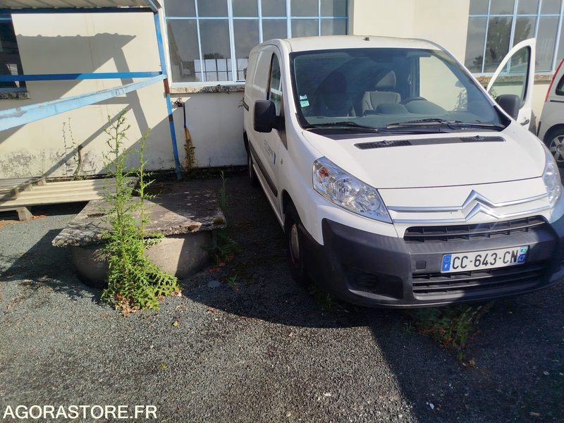 CITROEN JUMPY CC-643 - 2013 - Fourgon utilitaire: photos 2 CITROEN JUMPY CC-643 - 2013 - Fourgon utilitaire: photos 2