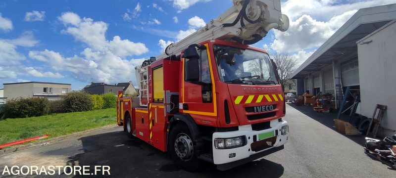 BEA EGI 280 TBI / IVECO 180 E 30 - Camion: photos 2 BEA EGI 280 TBI / IVECO 180 E 30 - Camion: photos 2