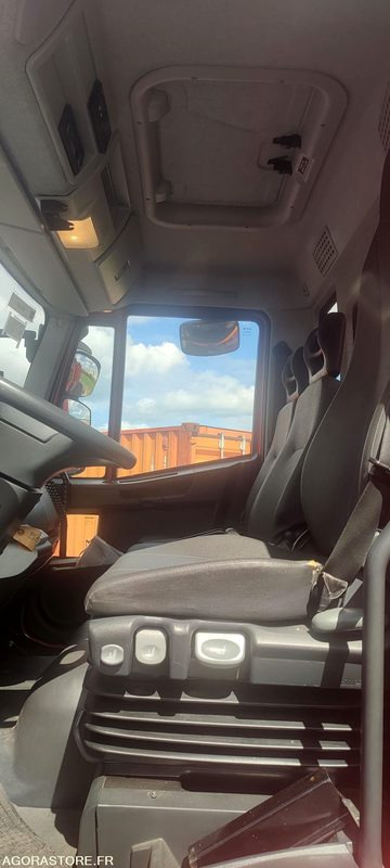 BEA EGI 280 TBI / IVECO 180 E 30 - Camion: photos 4 BEA EGI 280 TBI / IVECO 180 E 30 - Camion: photos 4