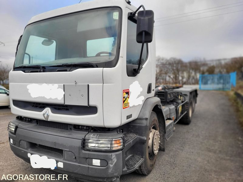 BX-818-LL / RENAULT / 6X2 / 2006 - Camion: photos 1 BX-818-LL / RENAULT / 6X2 / 2006 - Camion: photos 1