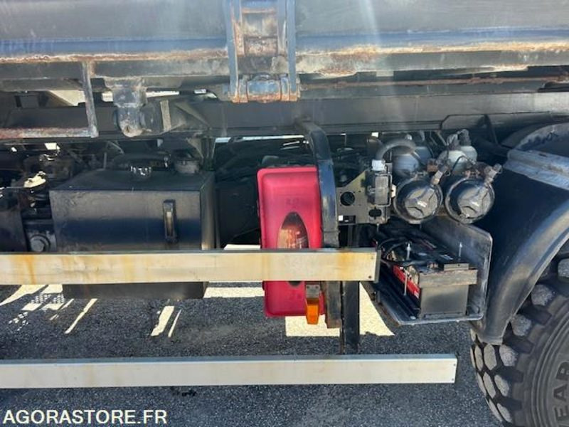 CAMION 4X4 MERCEDES UNIMOG U5000 2009 62289 KM 4667 HEURES - Camion: photos 5 CAMION 4X4 MERCEDES UNIMOG U5000 2009 62289 KM 4667 HEURES - Camion: photos 5