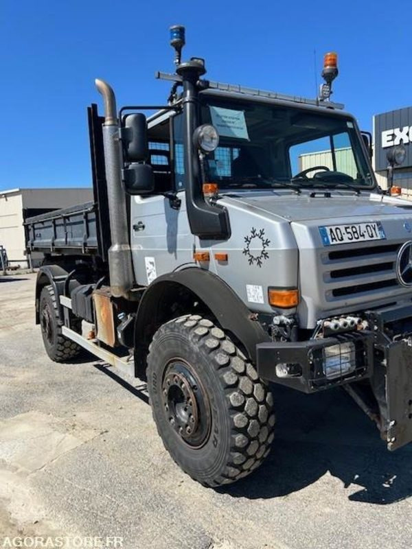CAMION 4X4 MERCEDES UNIMOG U5000 2009 62289 KM 4667 HEURES - Camion: photos 1 CAMION 4X4 MERCEDES UNIMOG U5000 2009 62289 KM 4667 HEURES - Camion: photos 1