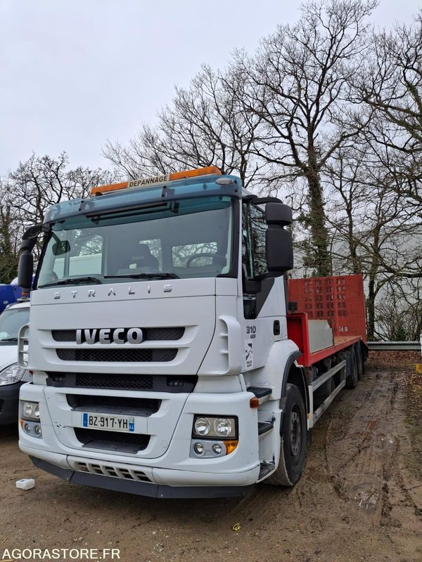 IVECO STRALIS PLATEAU PORTE ENGIN 2012 562363km - Camion: photos 1 IVECO STRALIS PLATEAU PORTE ENGIN 2012 562363km - Camion: photos 1