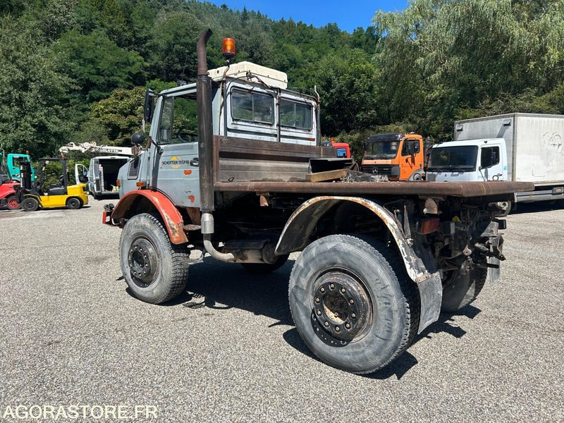 MERCEDES UNIMOG 425 -1985 - 196000km - Camion: photos 4 MERCEDES UNIMOG 425 -1985 - 196000km - Camion: photos 4