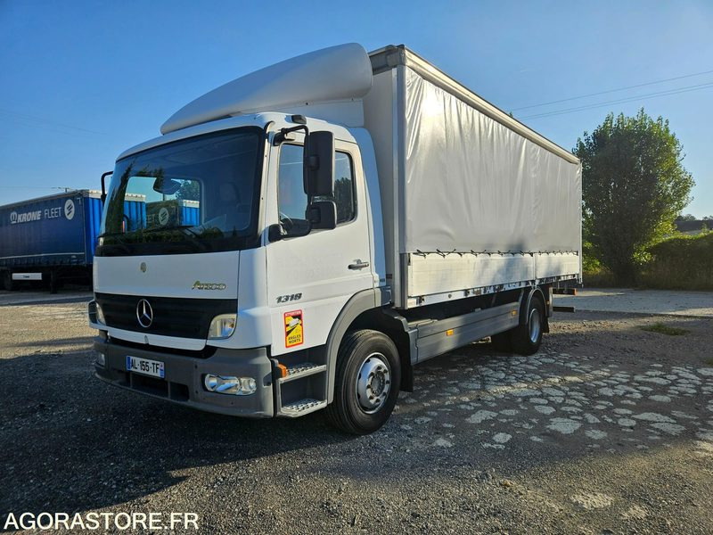 Mercedes ATEGO bâché - 2007 - 540 000km - BON ETAT - Bâche et embrayage neufs - Camion: photos 3 Mercedes ATEGO bâché - 2007 - 540 000km - BON ETAT - Bâche et embrayage neufs - Camion: photos 3
