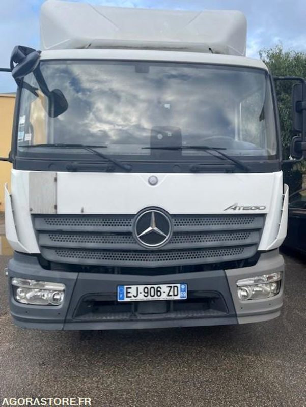 Mercedes Atego 2017 Boite automatique - Camion: photos 1 Mercedes Atego 2017 Boite automatique - Camion: photos 1