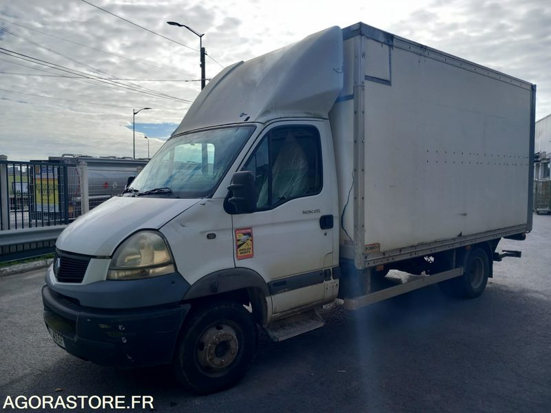 PL Mascot 6.5T - 2009 - 204685 Kms - Camion: photos 3 PL Mascot 6.5T - 2009 - 204685 Kms - Camion: photos 3