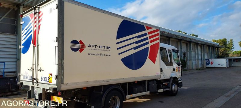 PORTEUR ROUTIER - MIDLUM 220-15 - 3774 - 98000 kms - Camion: photos 2 PORTEUR ROUTIER - MIDLUM 220-15 - 3774 - 98000 kms - Camion: photos 2