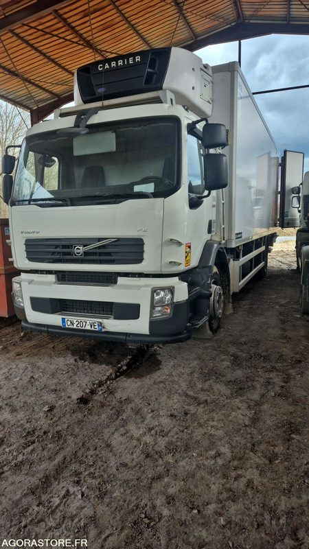 Porteur frigo Volvo FE 260 - Camion: photos 1 Porteur frigo Volvo FE 260 - Camion: photos 1