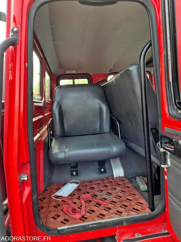 RENAULT 110/170 8141 SB 61 - Camion: photos 5 RENAULT 110/170 8141 SB 61 - Camion: photos 5