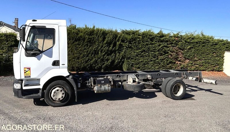 RENAULT MIDLUM 220 (6 Cylindres) - Camion: photos 2 RENAULT MIDLUM 220 (6 Cylindres) - Camion: photos 2